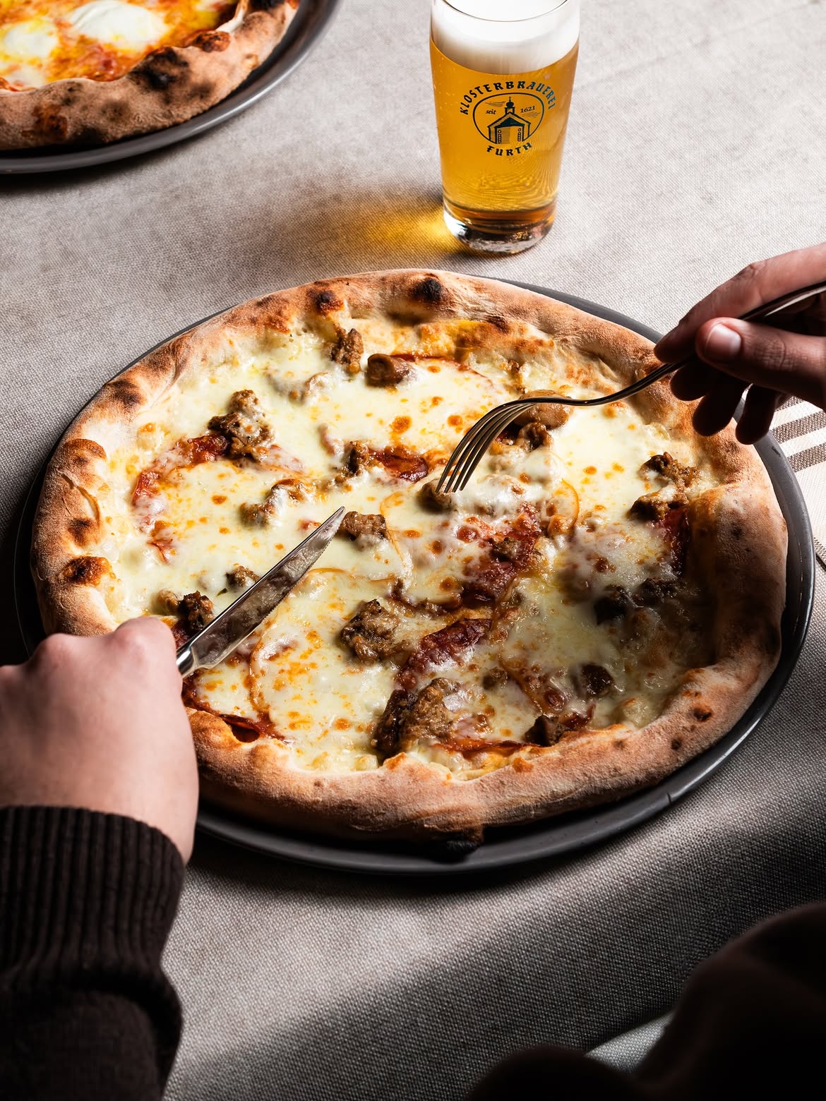 Pizza a tavola
